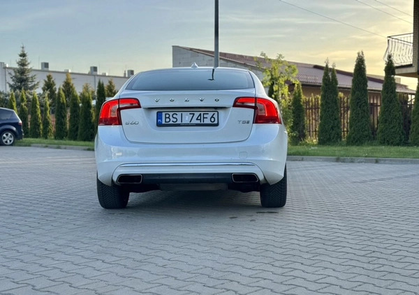 Volvo S60 cena 62000 przebieg: 177235, rok produkcji 2017 z Syców małe 407